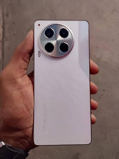 techno camon 30 0