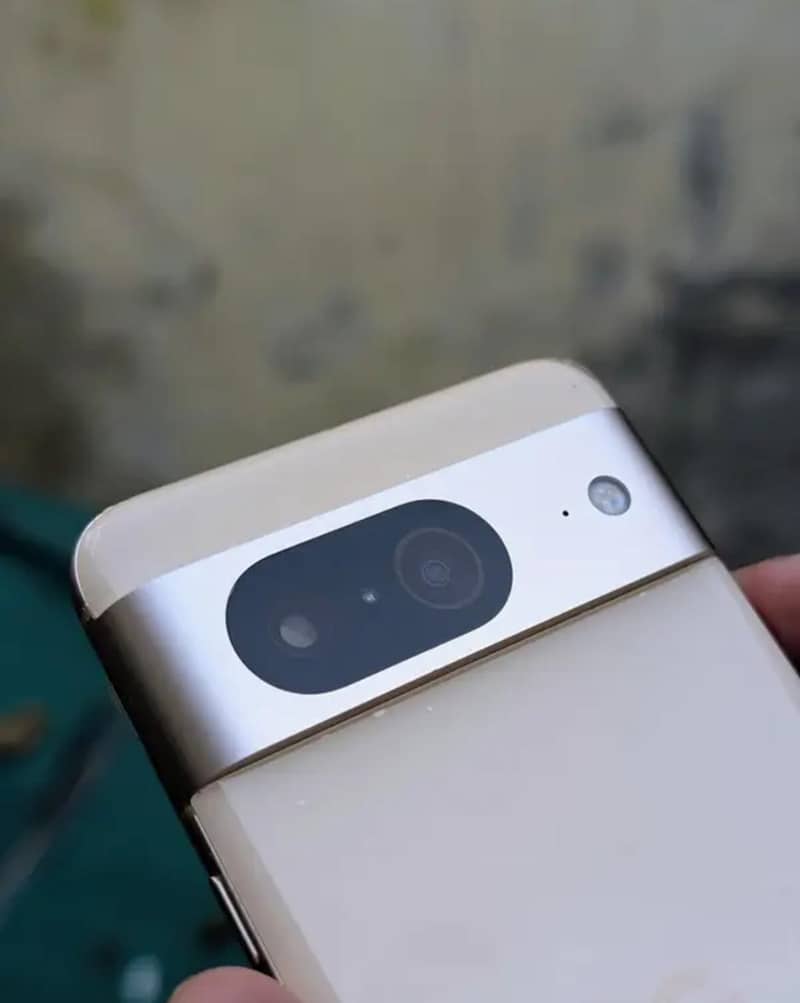 Google Pixel 8 1