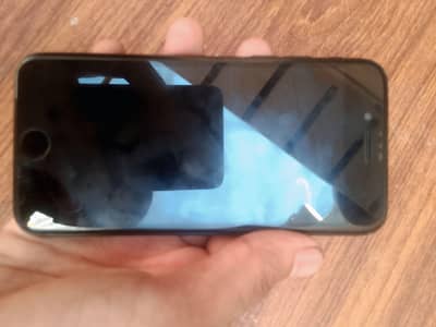 Apple iPhone 7