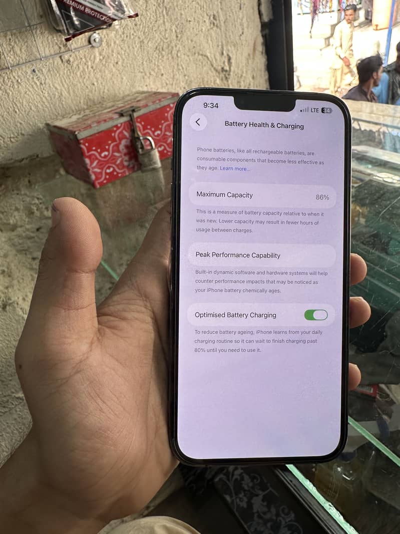 Apple iPhone 13 Pro Max 4