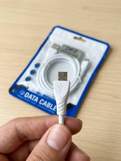 • Cables Wholesale Stock • ARC 20W Fast Charger & Premium Cables Combo