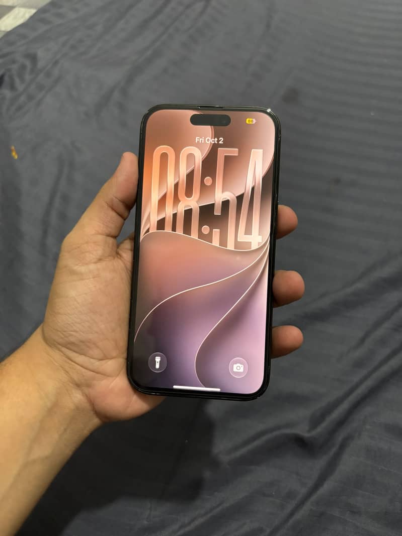 Apple iPhone 14 Pro 2