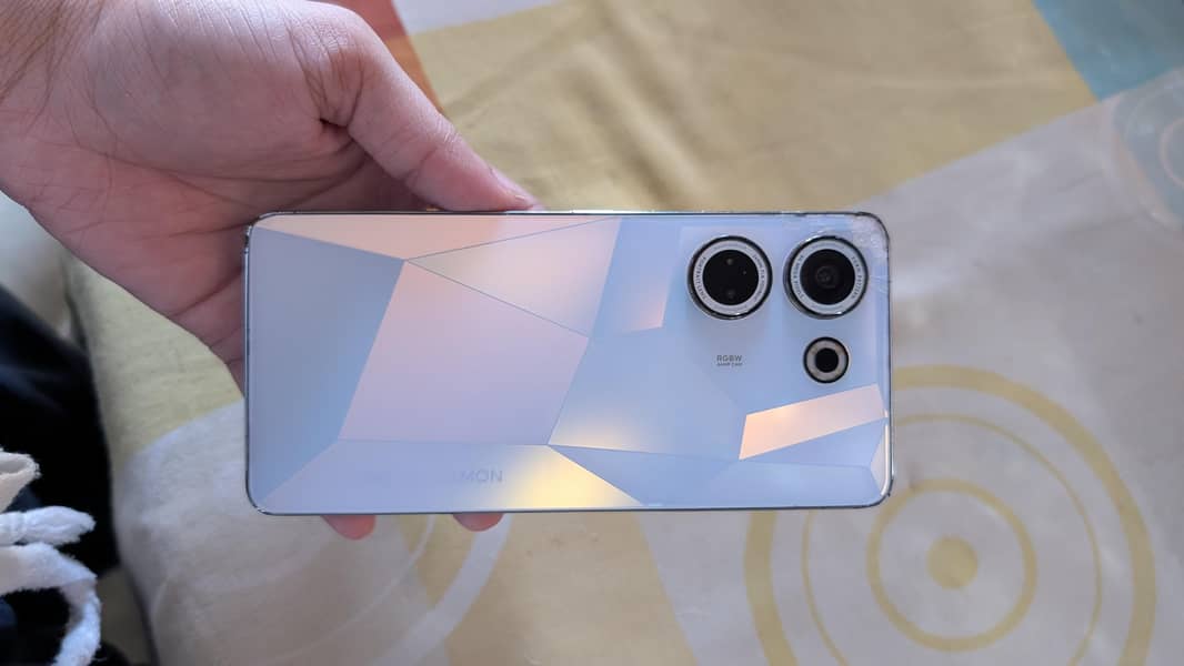 Tecno CAMON 20 1