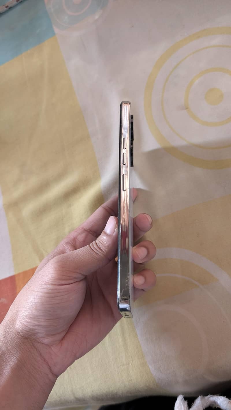 Tecno CAMON 20 2