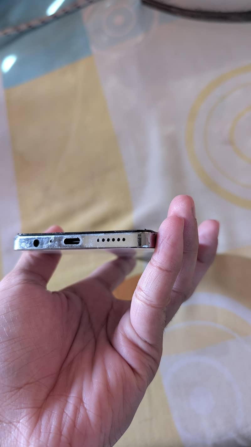 Tecno CAMON 20 3