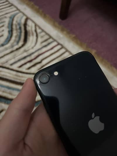 Apple iPhone SE 3