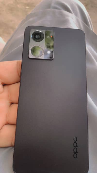 OPPO F21 Pro