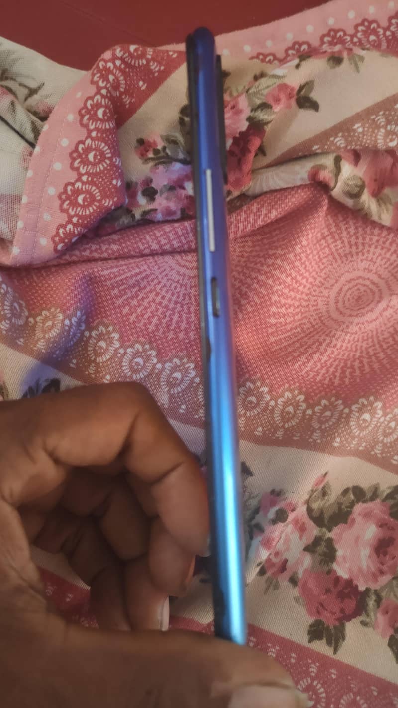 Tecno Spark 4 7