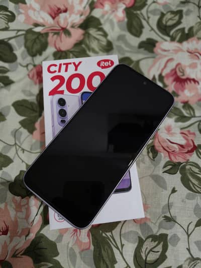 Itel city 200 complete box 10/10