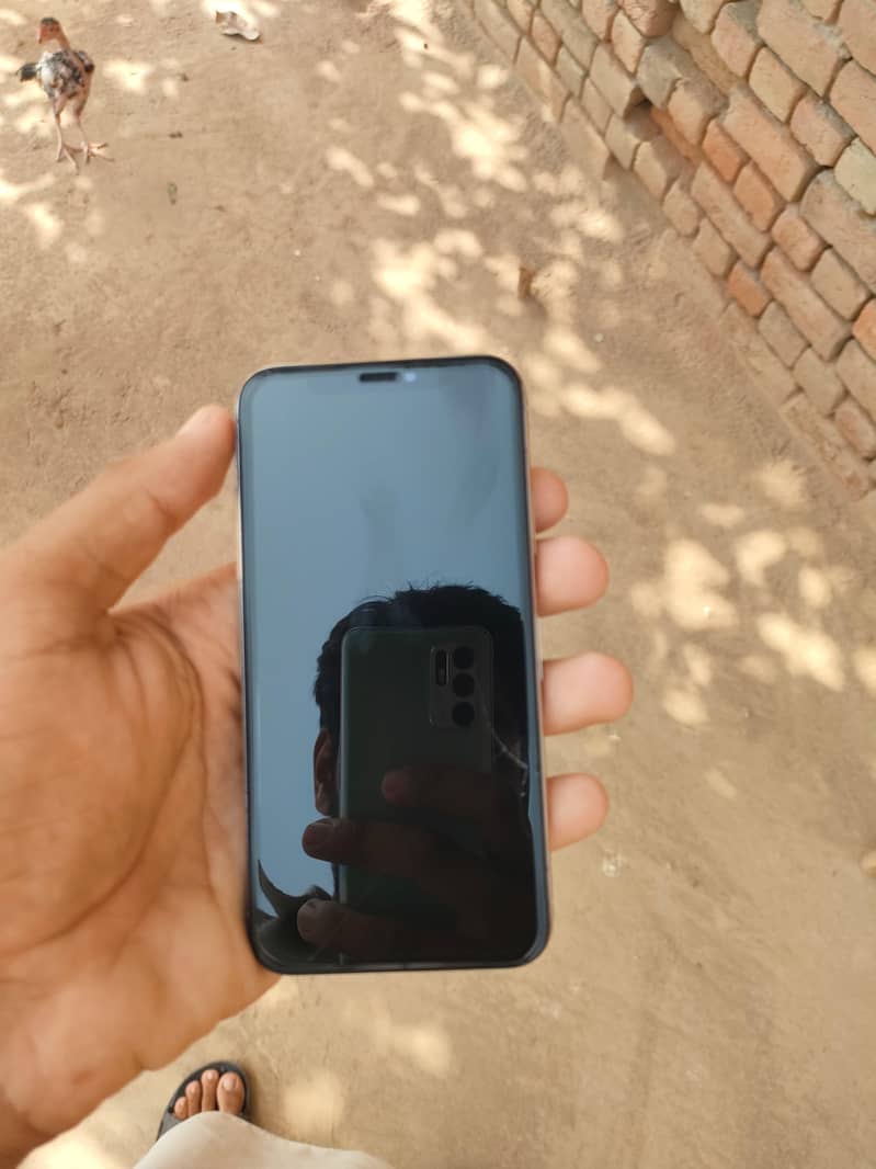 Apple iPhone X 1