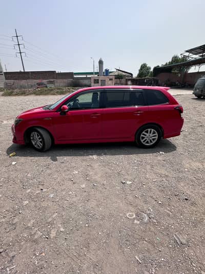 Toyota Corolla Fielder 2014
