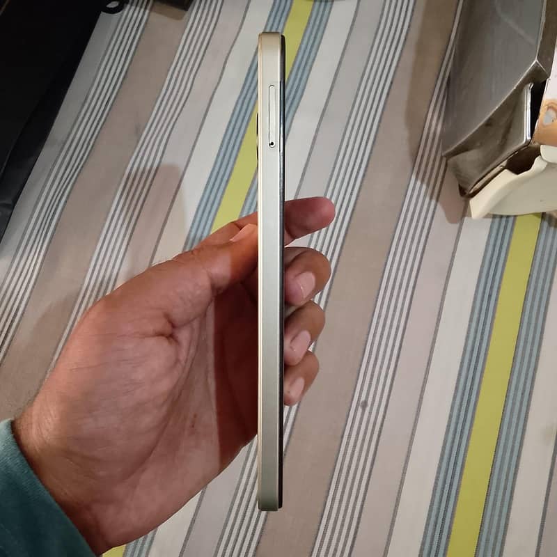 Tecno Spark 20C 4
