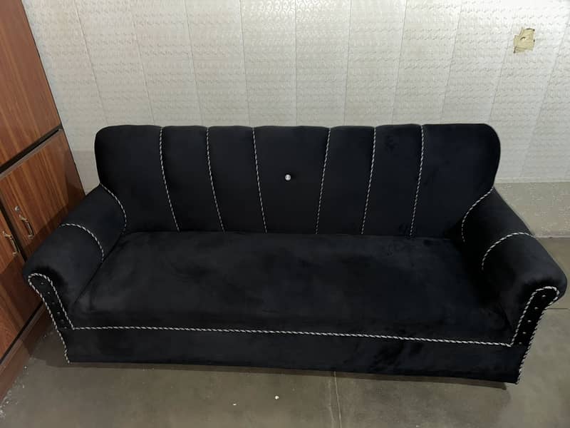 3 seater premium sofa 0