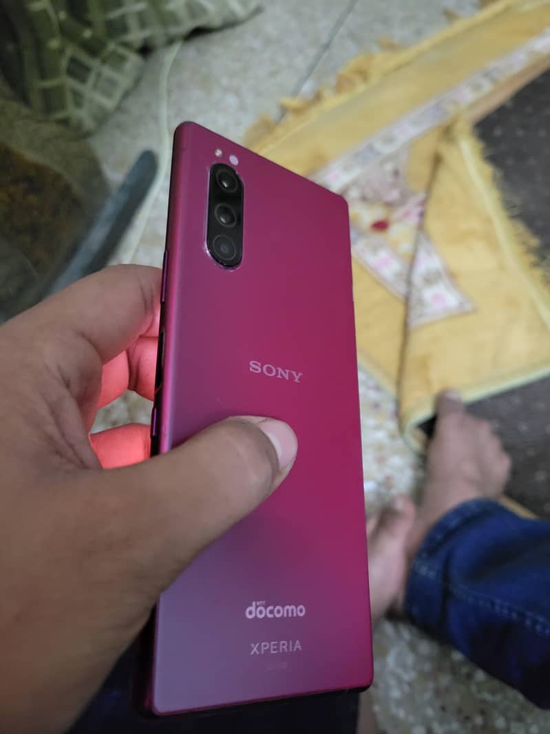 Sony Xperia 5 1