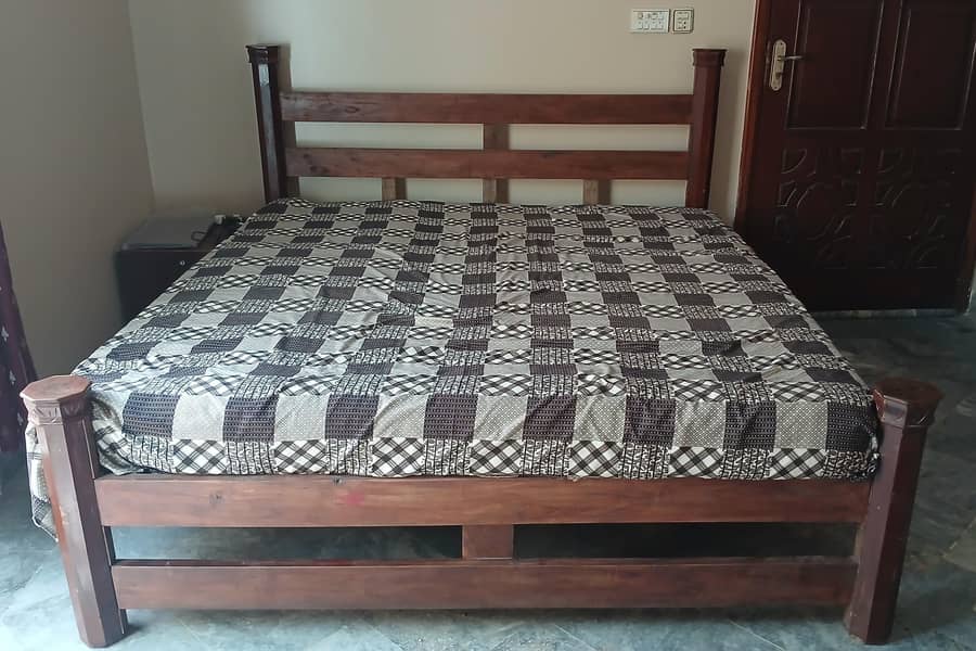 Double bed 0