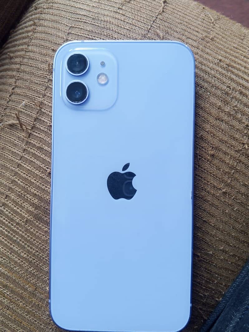 Apple iPhone 12 3