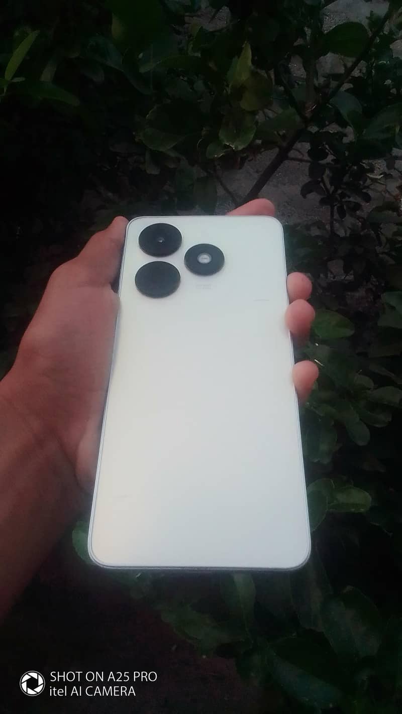 Tecno Spark Go 2