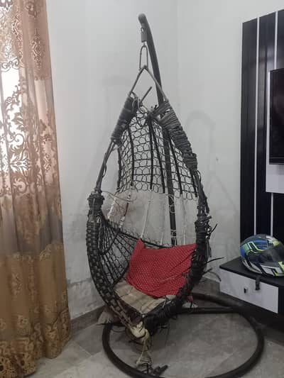 Hanging swing chair (Jhoola)