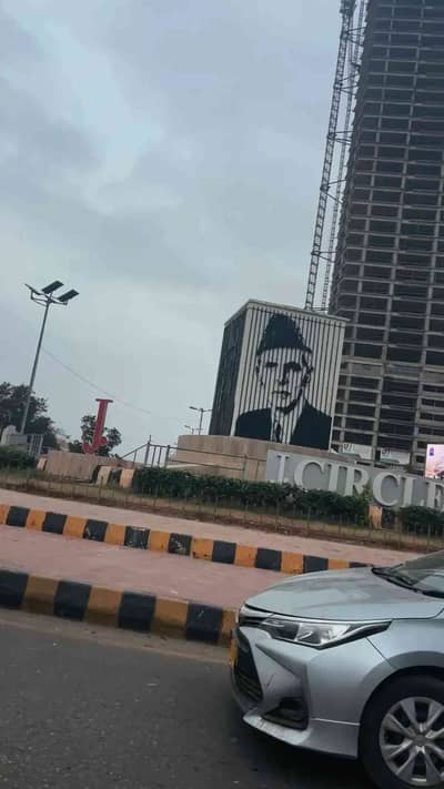 Khan G