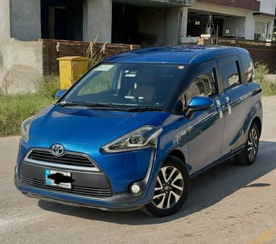 Toyota Sienta 2016
