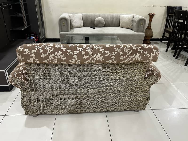 Sofa 2 seater 1