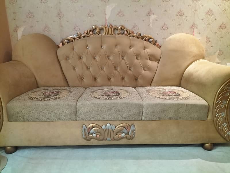6 seater sofa 0
