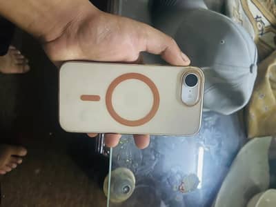 Apple iPhone 16e