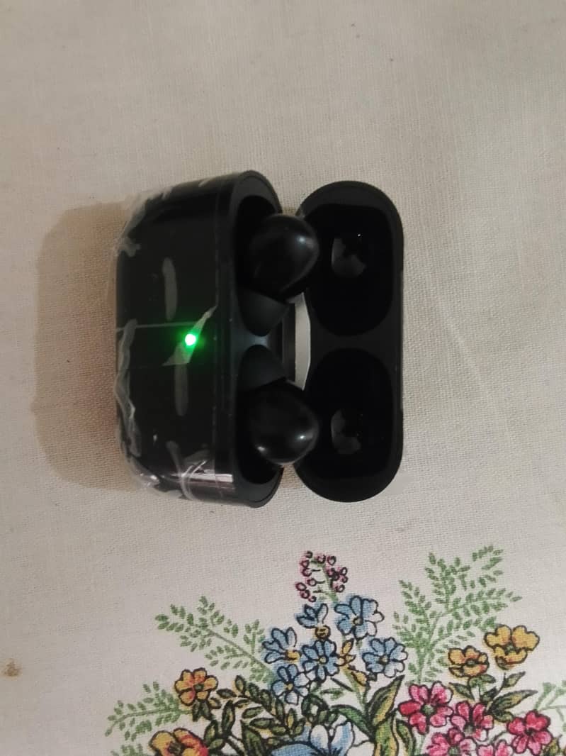 Bluetooth Earbuds 1