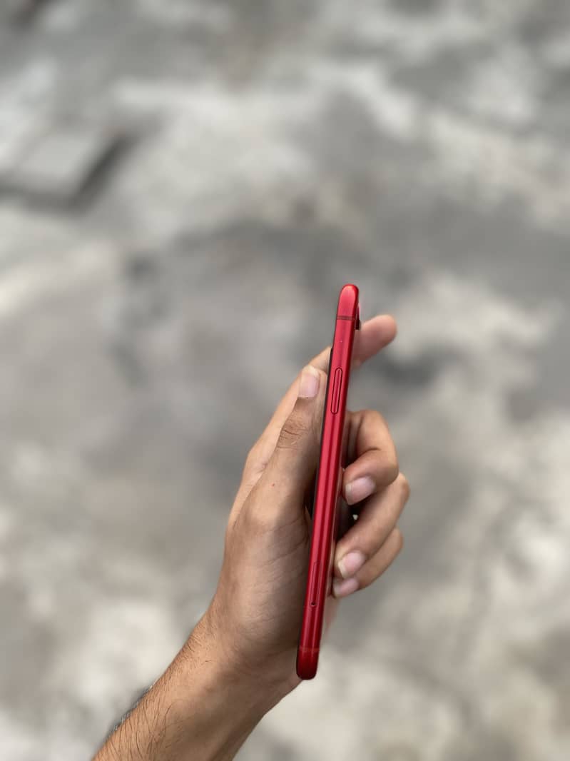 Apple iPhone XR 3