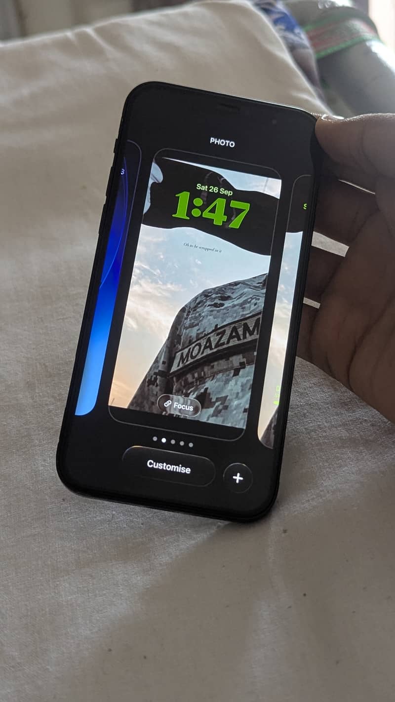 Apple iPhone 12 3