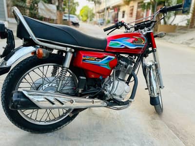 United 125 neat and clean reasonable price urgent sale