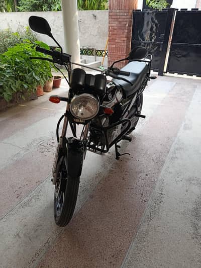 Yamaha YB125z DX