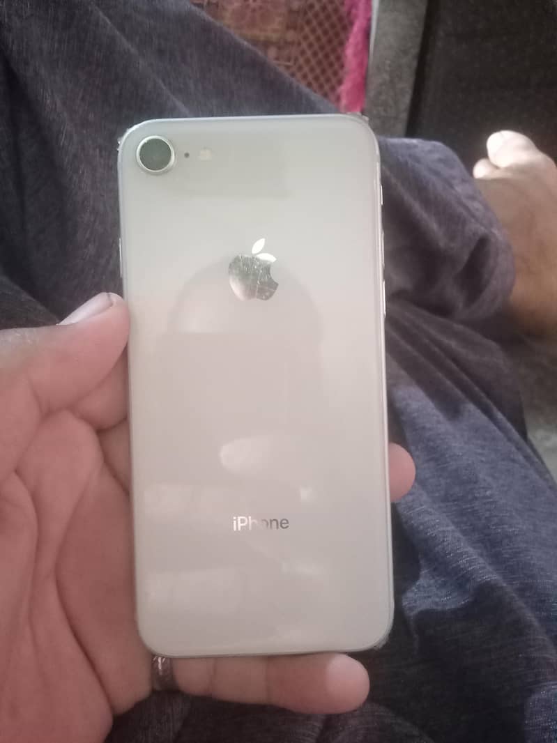 Apple iPhone 8 5