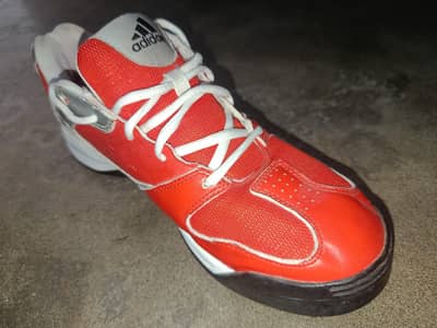 Adidas cricket boots size UK:7=40.5