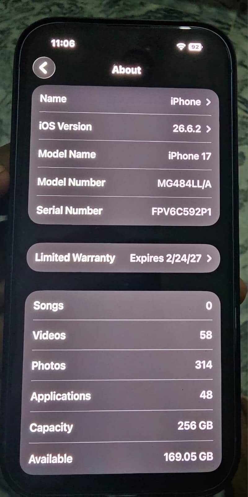 Apple iPhone 17 1