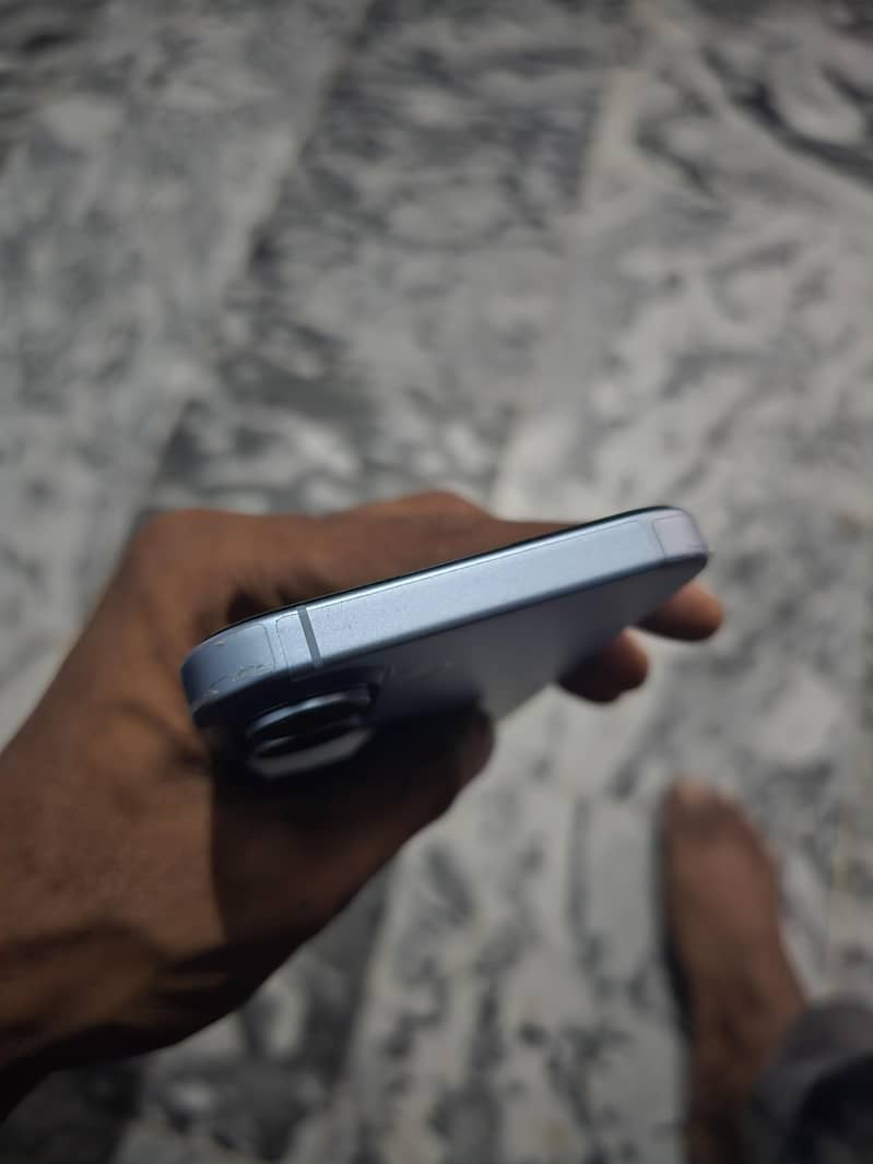 Apple iPhone 17 4