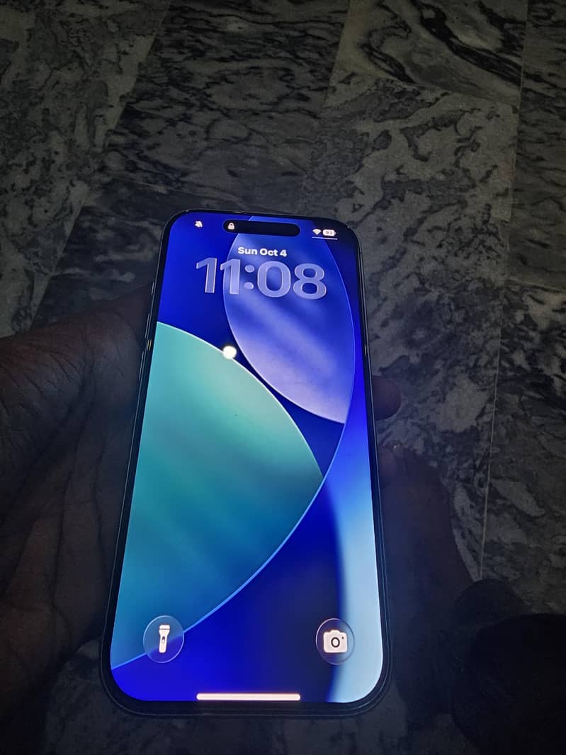 Apple iPhone 17 7