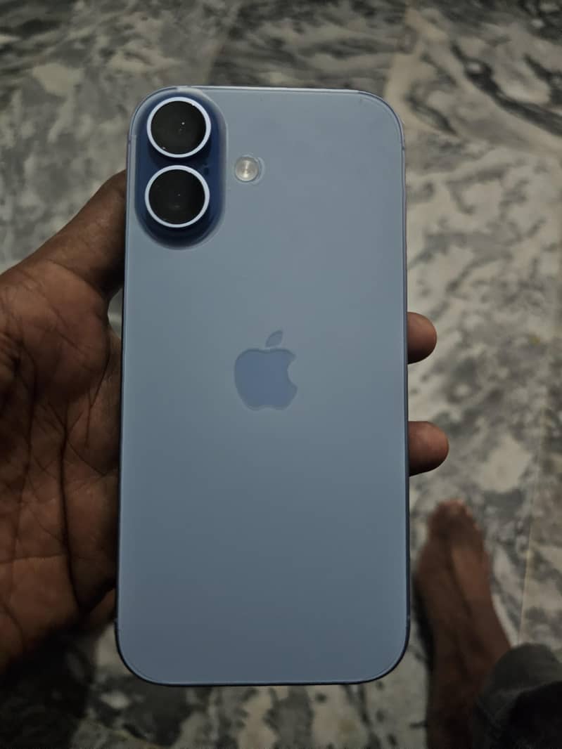 Apple iPhone 17 10