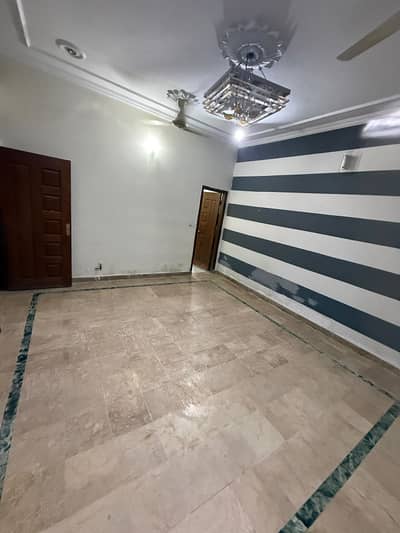 3 bedroom's portion available for rent location E-11 2 Islamabad