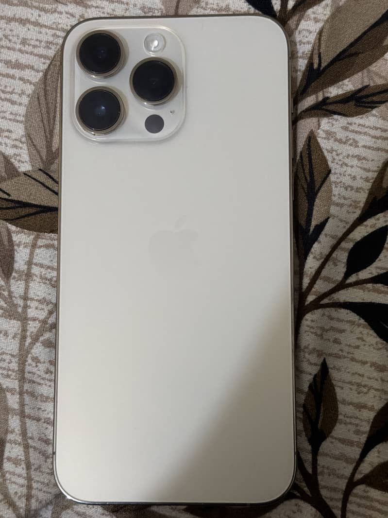 Apple iPhone 14 Pro Max 0