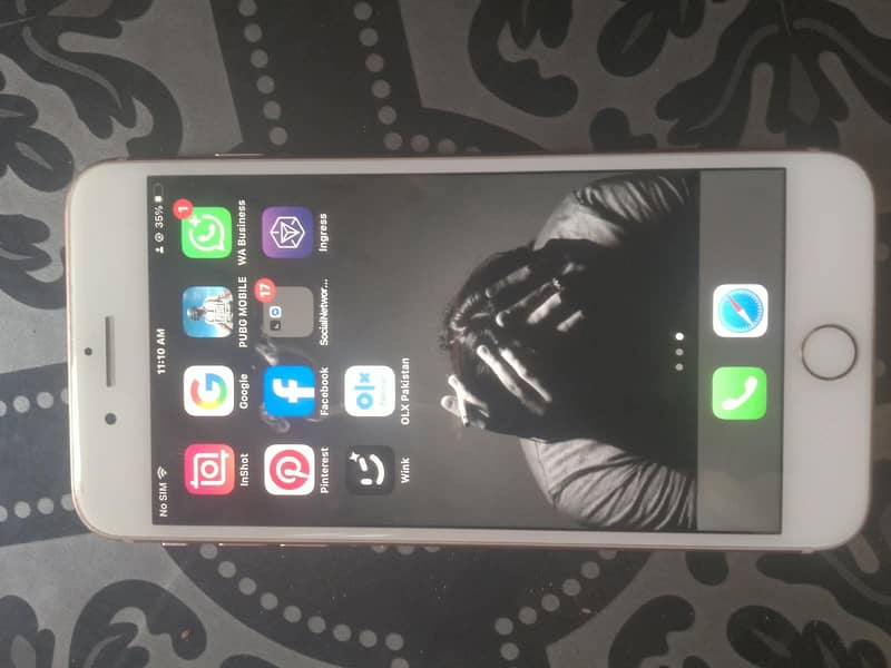 Apple iPhone 8 Plus 1