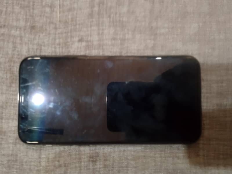 Apple iPhone 11 Pro 6