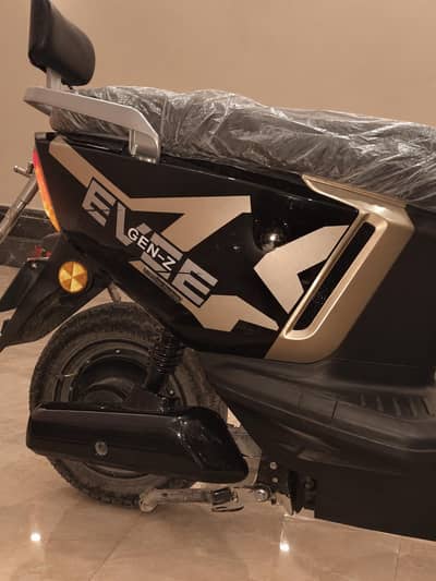 Electric scooter good condition for urgent sale
