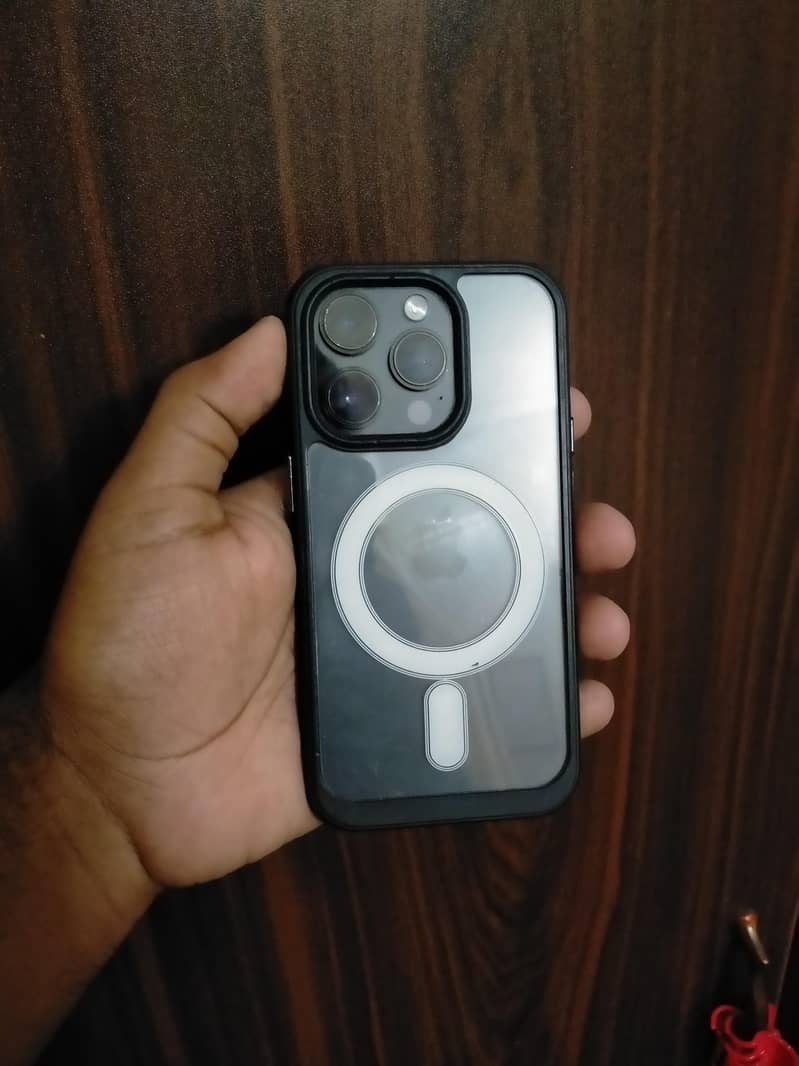 Apple iPhone 14 Pro 2