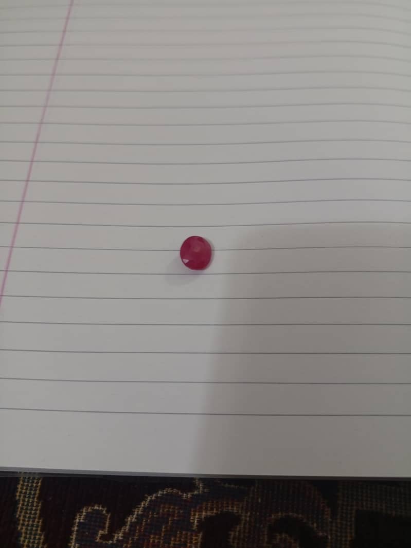 Ruby (6 karat] 2
