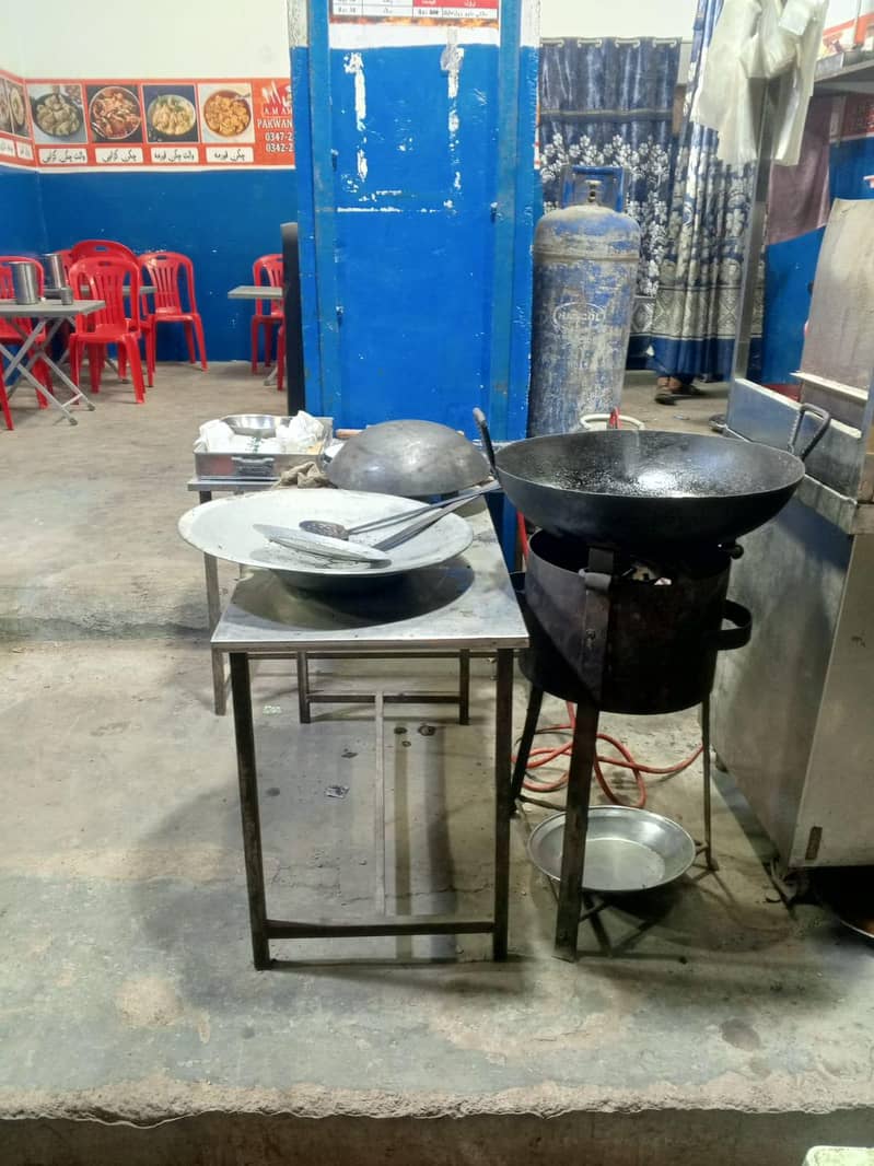 BAR B Q 3