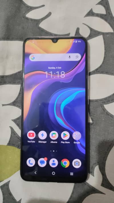 Vivo V20 with original box