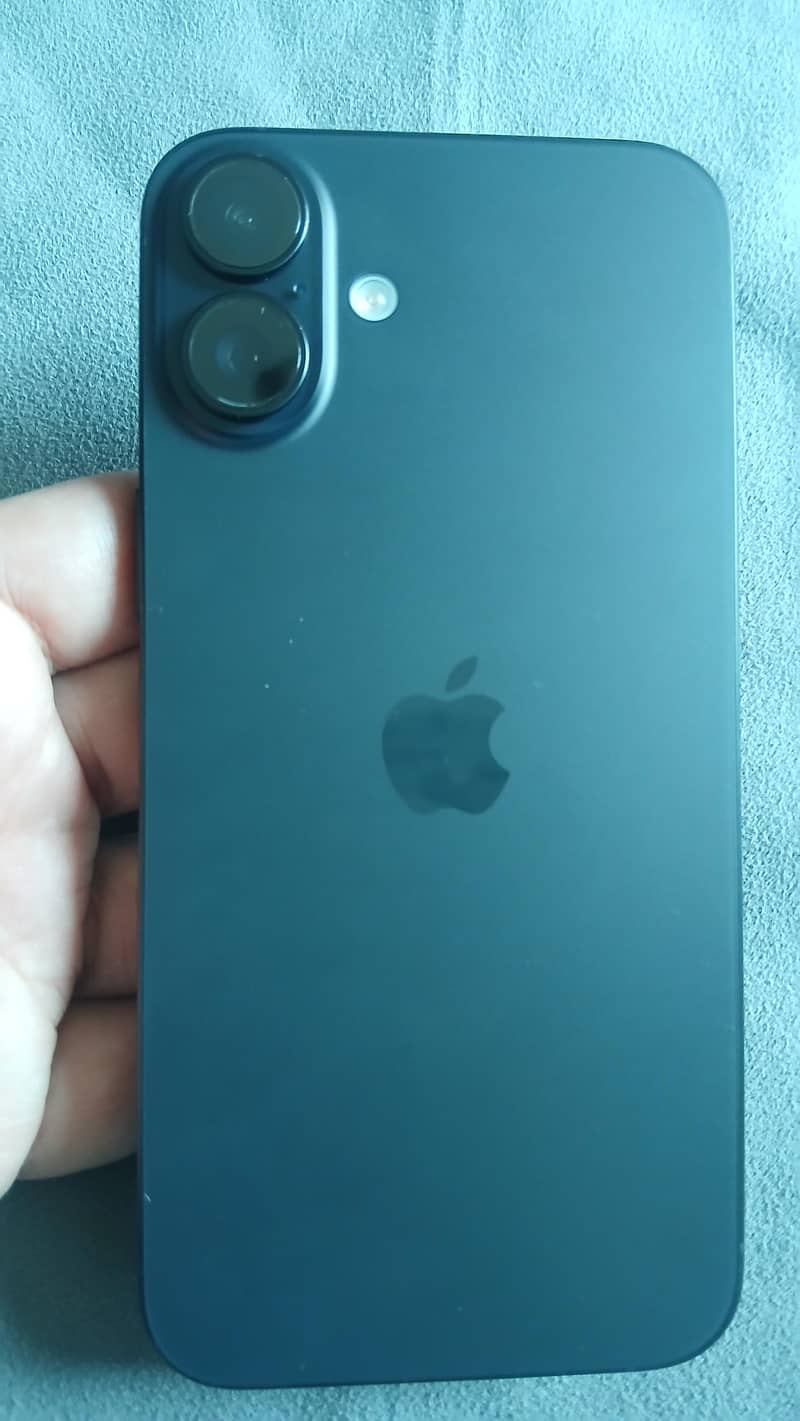 Apple iPhone 16plus 0