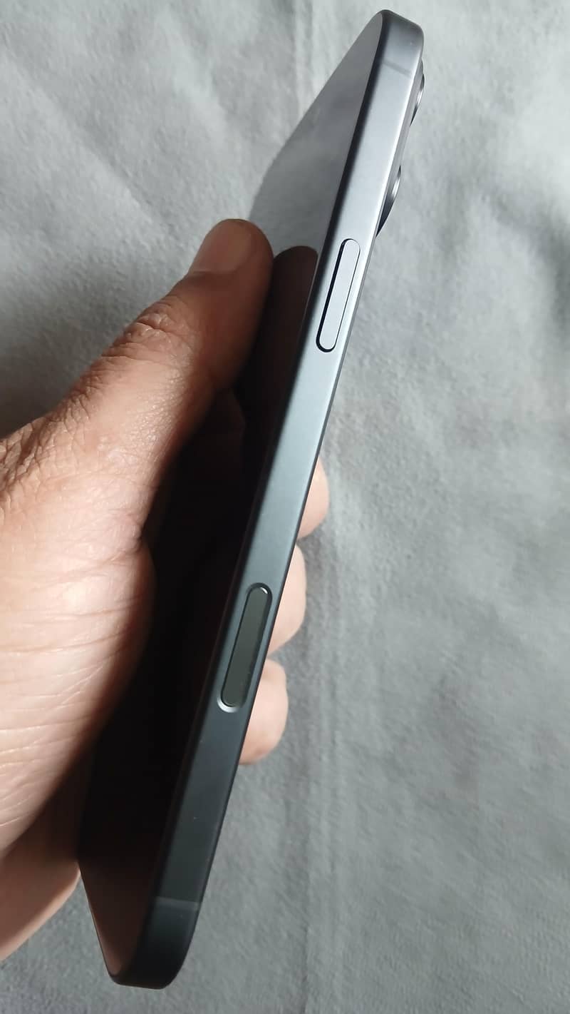 Apple iPhone 16plus 2
