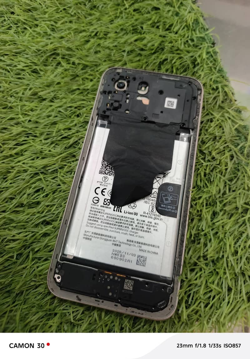 OPPO A6 1